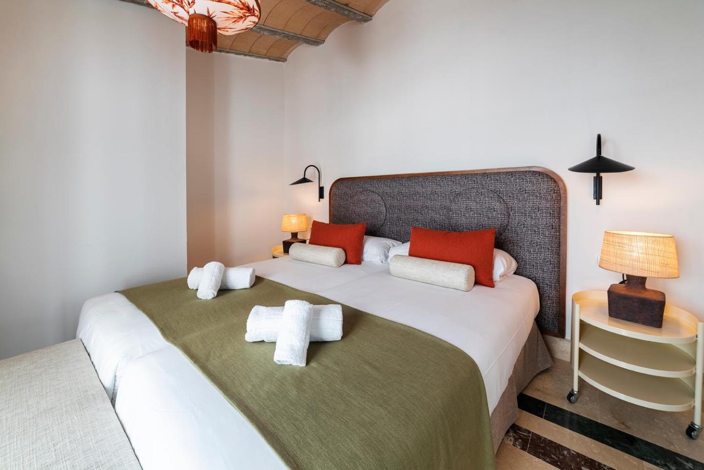 Slow Suites Salvador Seville Exterior photo